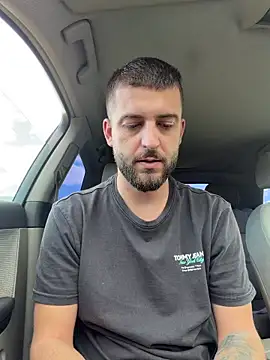 Pablo_Hornyguy95 live sex cam