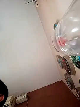 daddy_lip's cam snapshot