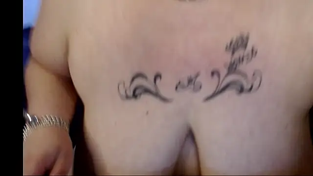 andreea2011's cam snapshot