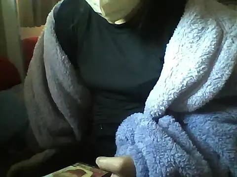 Mainay0033's cam snapshot