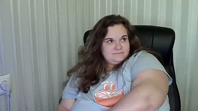 HarmonyKarera's web cam