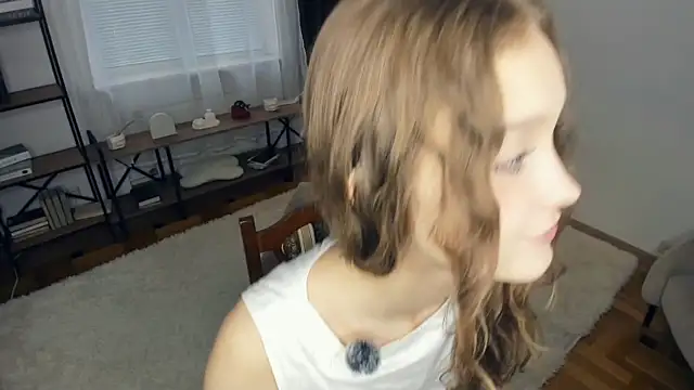 SerrenaAa live sex cam