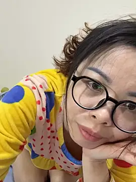 chick-888's cam snapshot