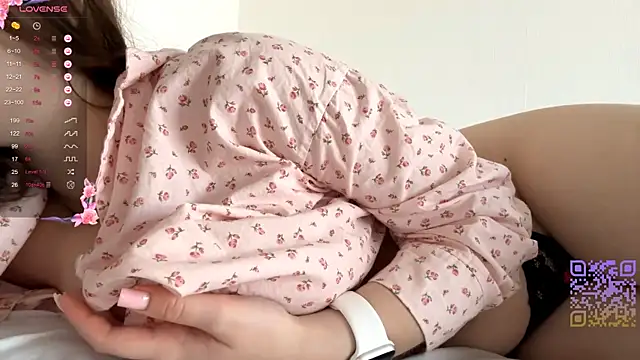 GilySuper's cam snapshot