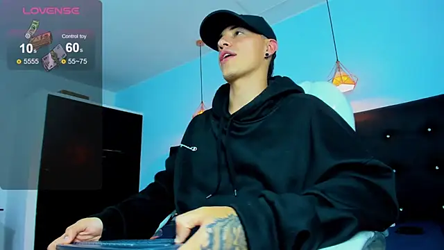 Lobo_17_ live sex cam