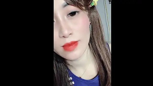 MiAnna-Lovee live sex cam