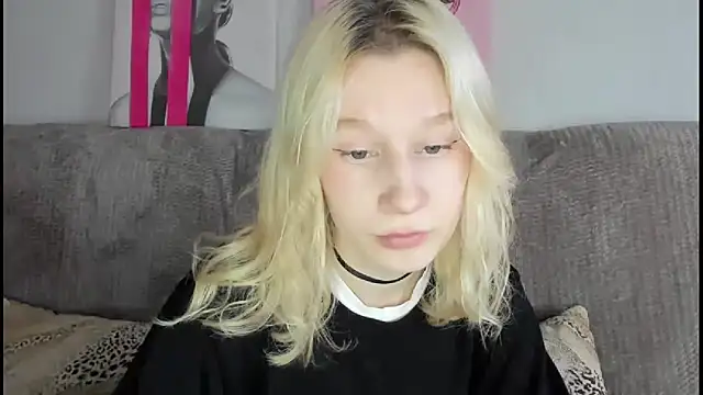 EnigmaSee live sex cam