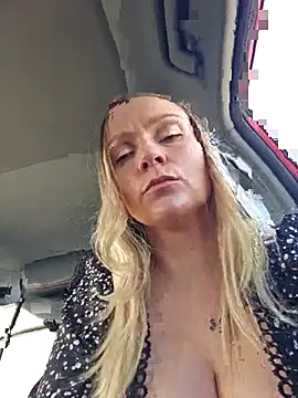 Bondgirl_013 live sex cam