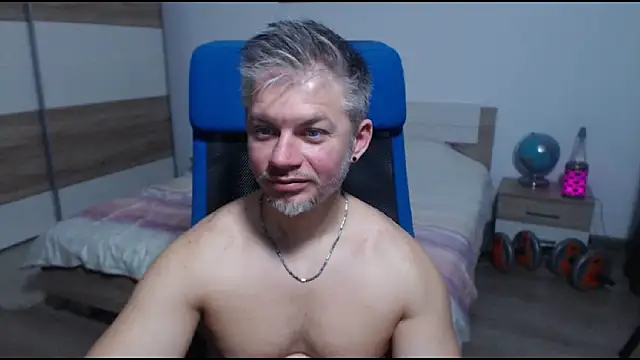RobbyShawz live sex cam