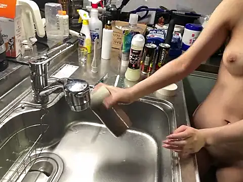 ONI-Ikase-kun live sex cam