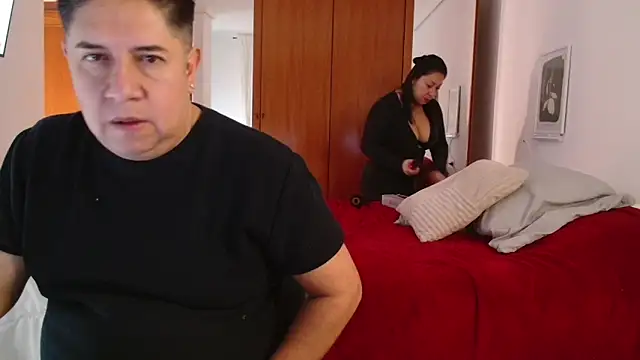 THIAGOEVA live sex cam