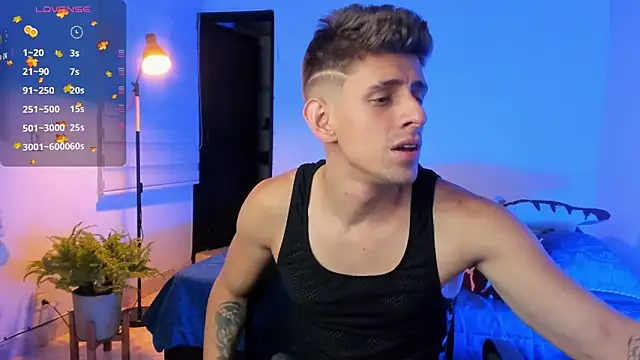 Jasperjoness live sex cam