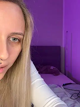 lunawolf21 live sex cam