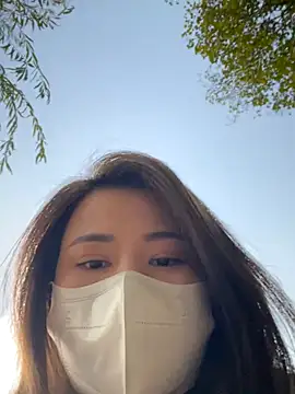 Diana8899 live sex cam