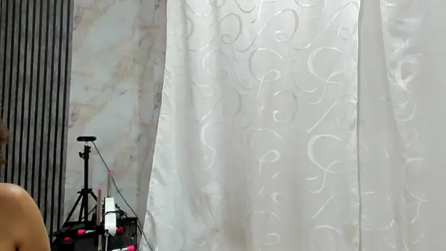 perla_blue12's cam snapshot