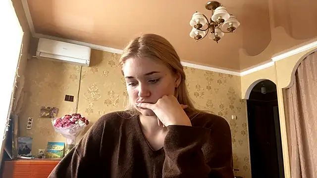 Malley_Saunds's cam snapshot