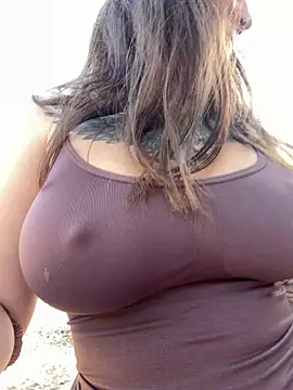 TattooGirlAlia live sex cam