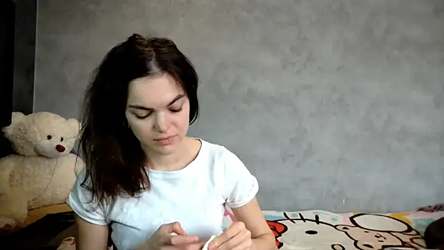 LillyWesthouse's cam snapshot