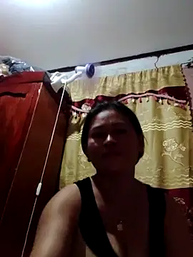 merr_ann123's cam snapshot