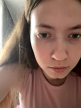 Holy_Poly's cam snapshot