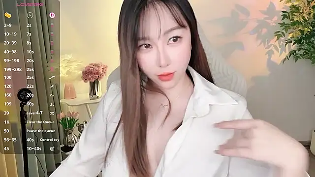 Liz-nn's cam snapshot