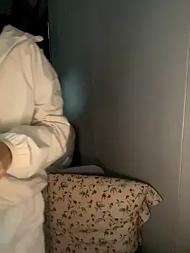 haiyan125216's cam snapshot