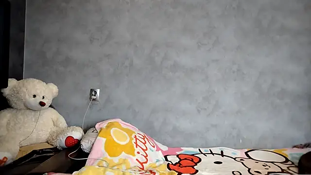 LillyWesthouse's cam snapshot