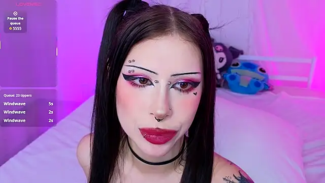 venomeowww__ live sex cam