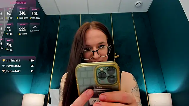 SarahLust's cam snapshot