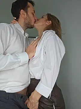 Lovebackground live sex cam