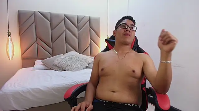 DanteVoss's cam snapshot