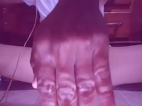 EnjoyMex69's cam snapshot