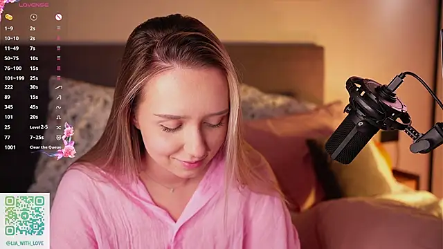 HollisBeckett's cam snapshot