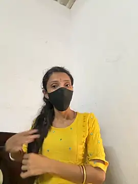 sweetreddy-02's cam snapshot