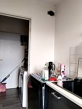 Insatiable_julie's cam snapshot