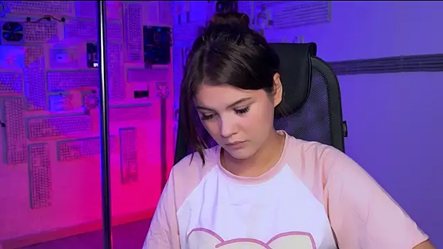 EvaThopson's cam snapshot