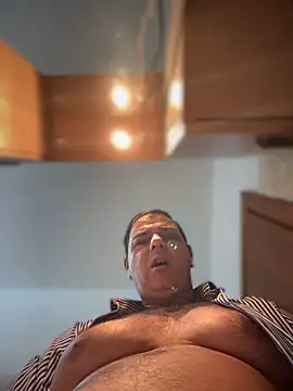 SecretlyDD's cam snapshot