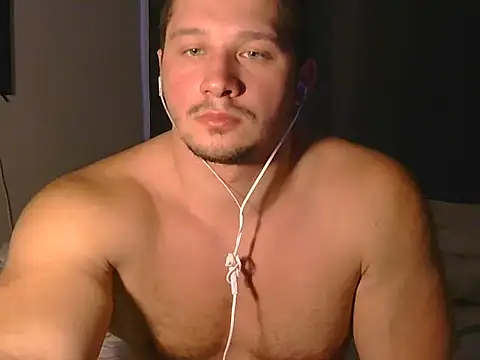 LionEdwin's cam snapshot