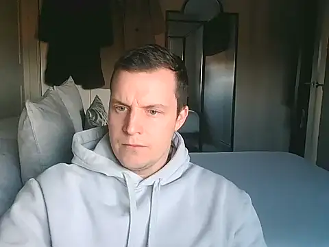 scotsman202513's cam snapshot