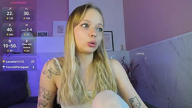 lucy_loy's cam snapshot