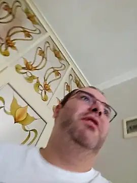 Andrew1900529 live sex cam