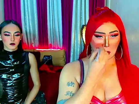 02HornyCumTrans live sex cam