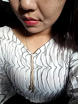 -Lanaa-'s cam snapshot