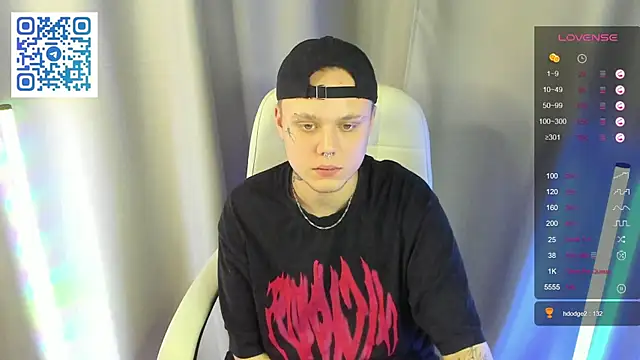 MettBliss live sex cam