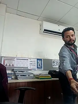 Desi_Lodo_Gujju_Boy's cam snapshot