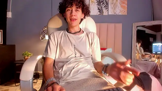 Helios_Obscuro live sex cam