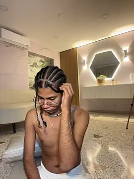 Maxim-Walker live sex cam