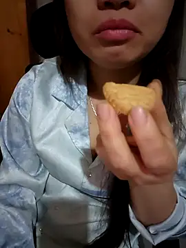 Meoweo_23 live sex cam