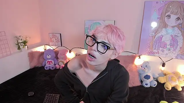 Strawberry_Kitty_ live sex cam