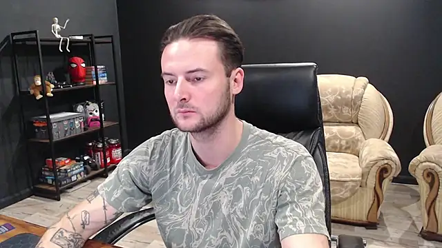 MihasikD's Stripchat show and profile